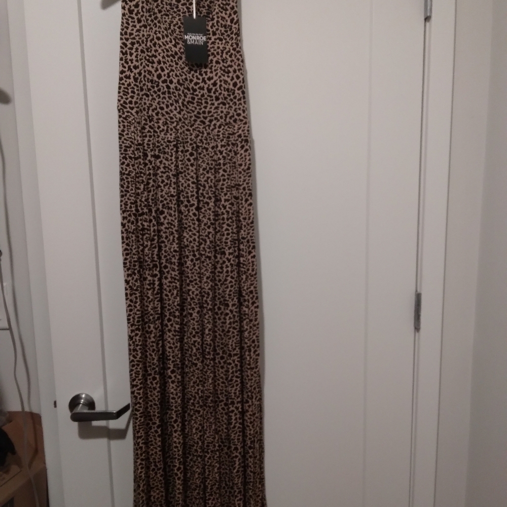 🔥5/$20 NWT MONROE AMD MAIN MAXI DRESS